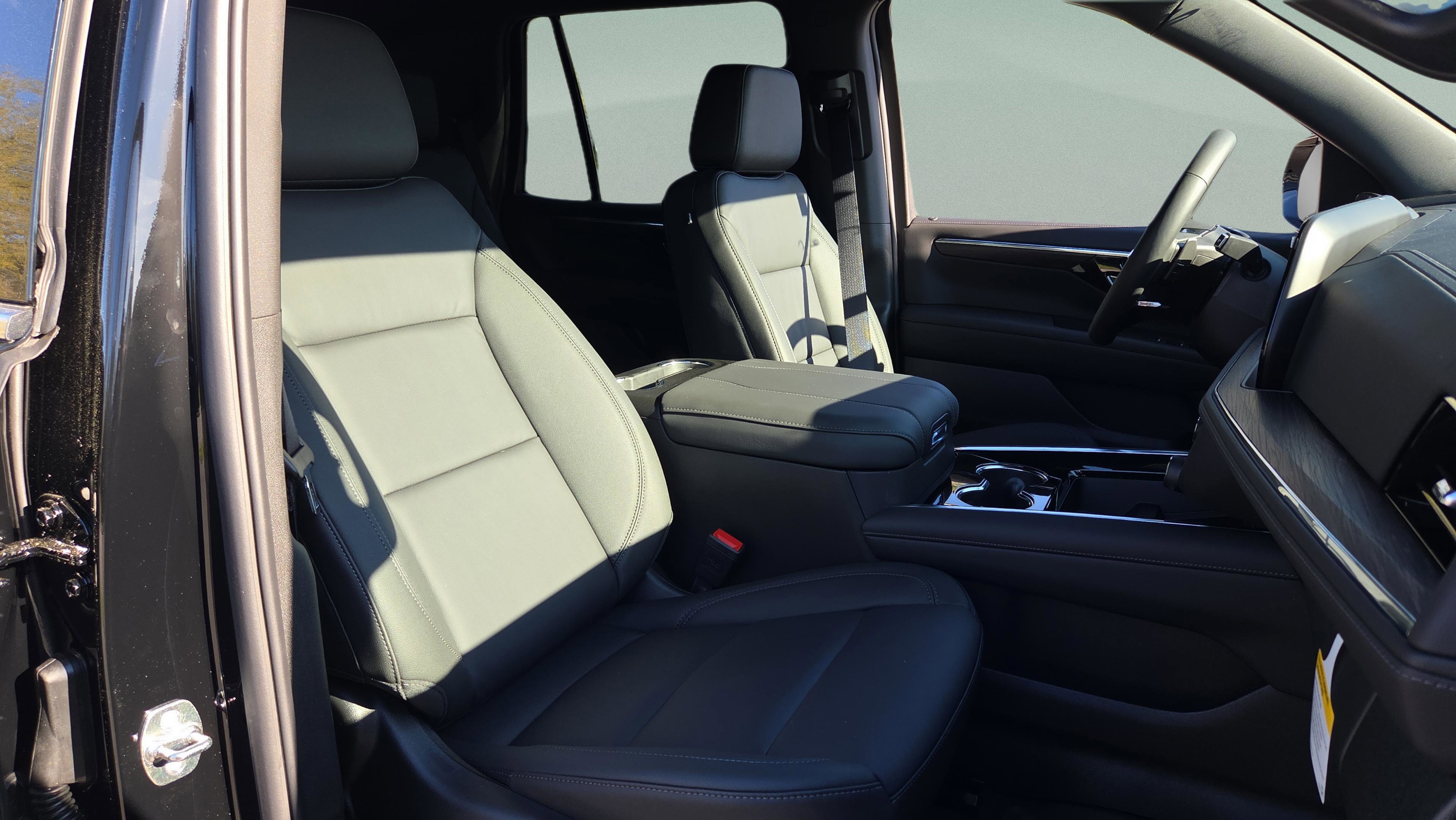 New 2026 Chevrolet Tahoe LT w/ Comfort Package image 26