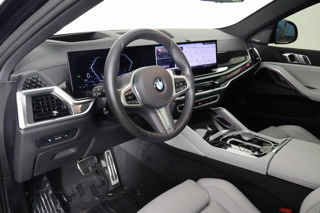 Certified 2026 BMW X6 xDrive40i w/ Premium Package AWD/4WD image 7