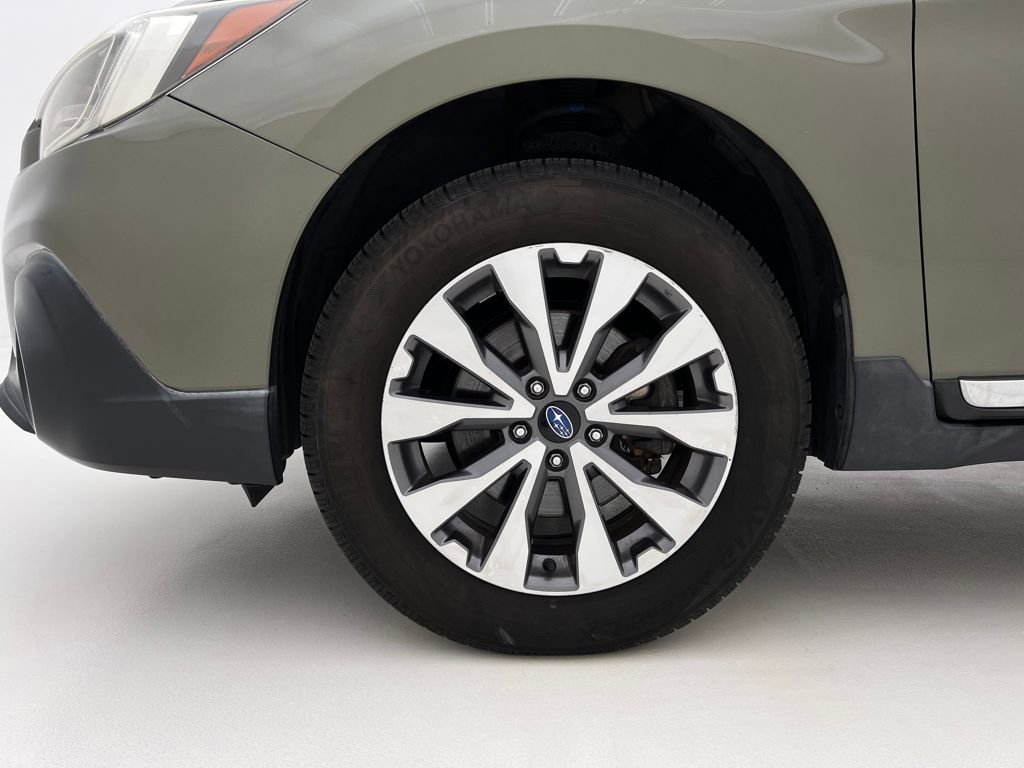 Used 2018 Subaru Outback 3.6R Touring image 30