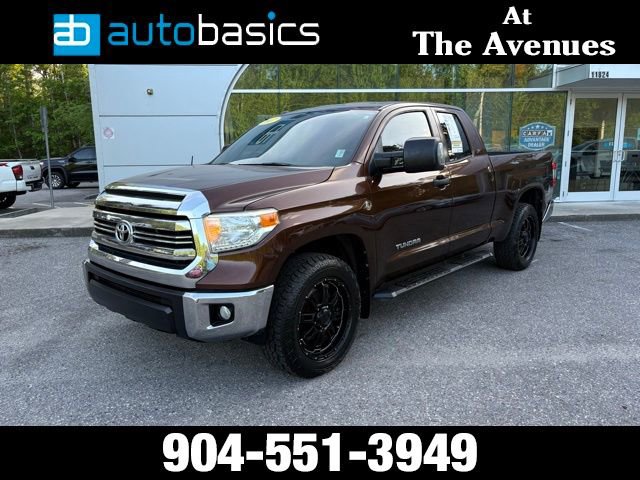 Used 2017 Toyota Tundra SR5 w/ SR5 Upgrade Package