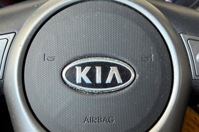 Used 2011 Kia Soul + w/ Audio Pkg FWD image 30