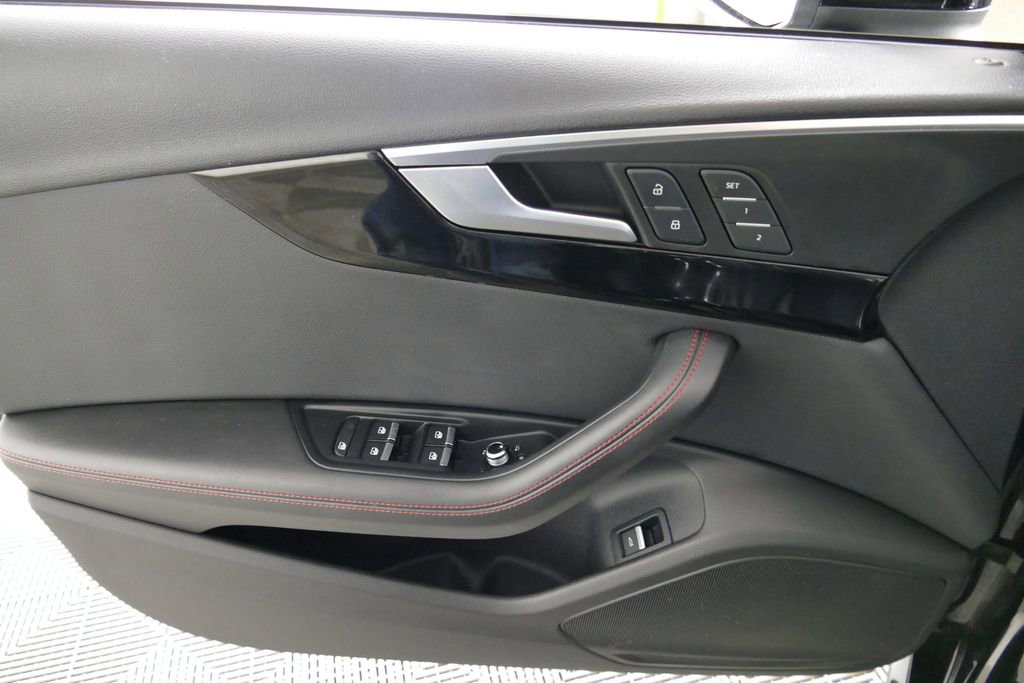 Used 2019 Audi A4 2.0T Premium Plus w/ Premium Plus Package image 25