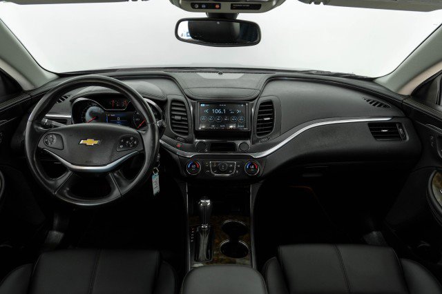 Used 2014 Chevrolet Impala LT w/ Convenience Package image 15