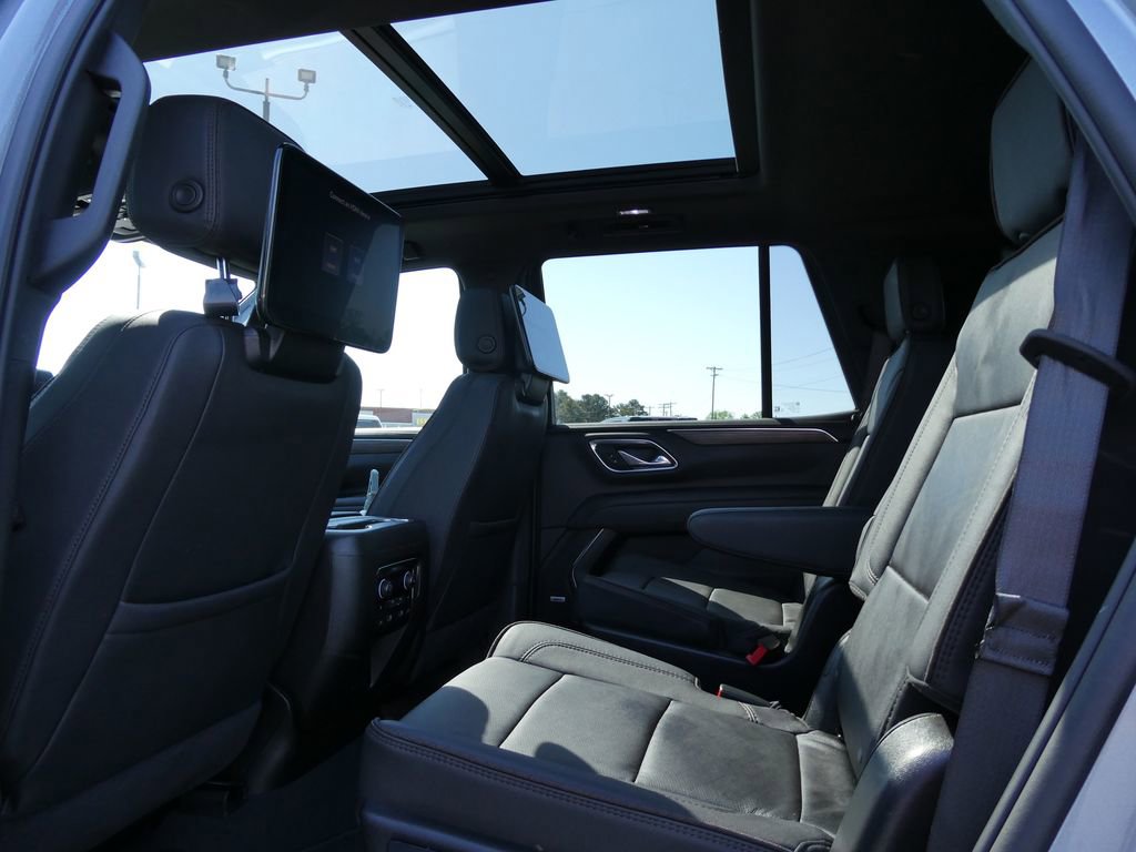 Certified 2024 Chevrolet Tahoe High Country w/ Advanced Technology Package AWD/4WD image 21