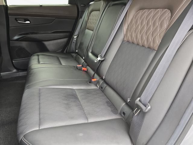 Used 2025 Nissan Murano Platinum AWD/4WD image 14