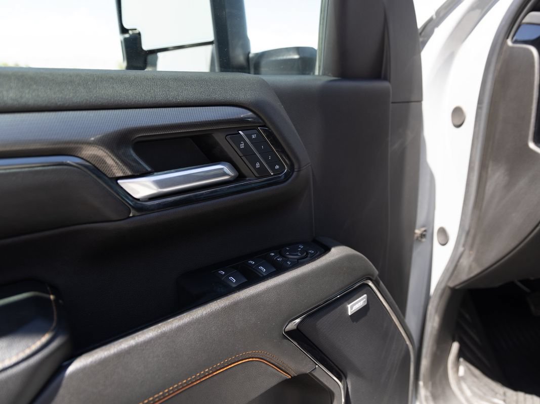 Used 2024 GMC Sierra 2500 AT4 w/ AT4 Premium Plus Package AWD/4WD image 15