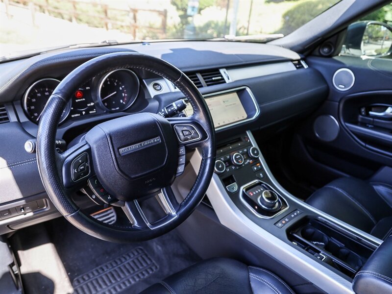 Used 2017 Land Rover Range Rover Evoque HSE Dynamic AWD/4WD image 19