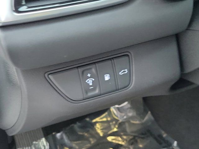 Used 2026 Genesis G70 2.5T image 19