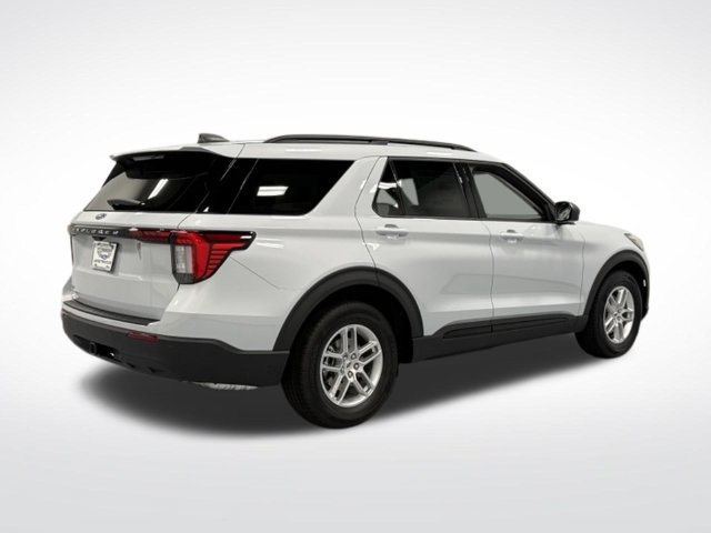 New 2026 Ford Explorer Active RWD image 8