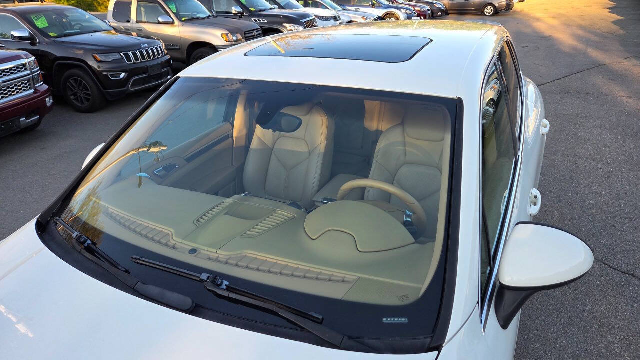 Used 2012 Porsche Cayenne S AWD/4WD image 24