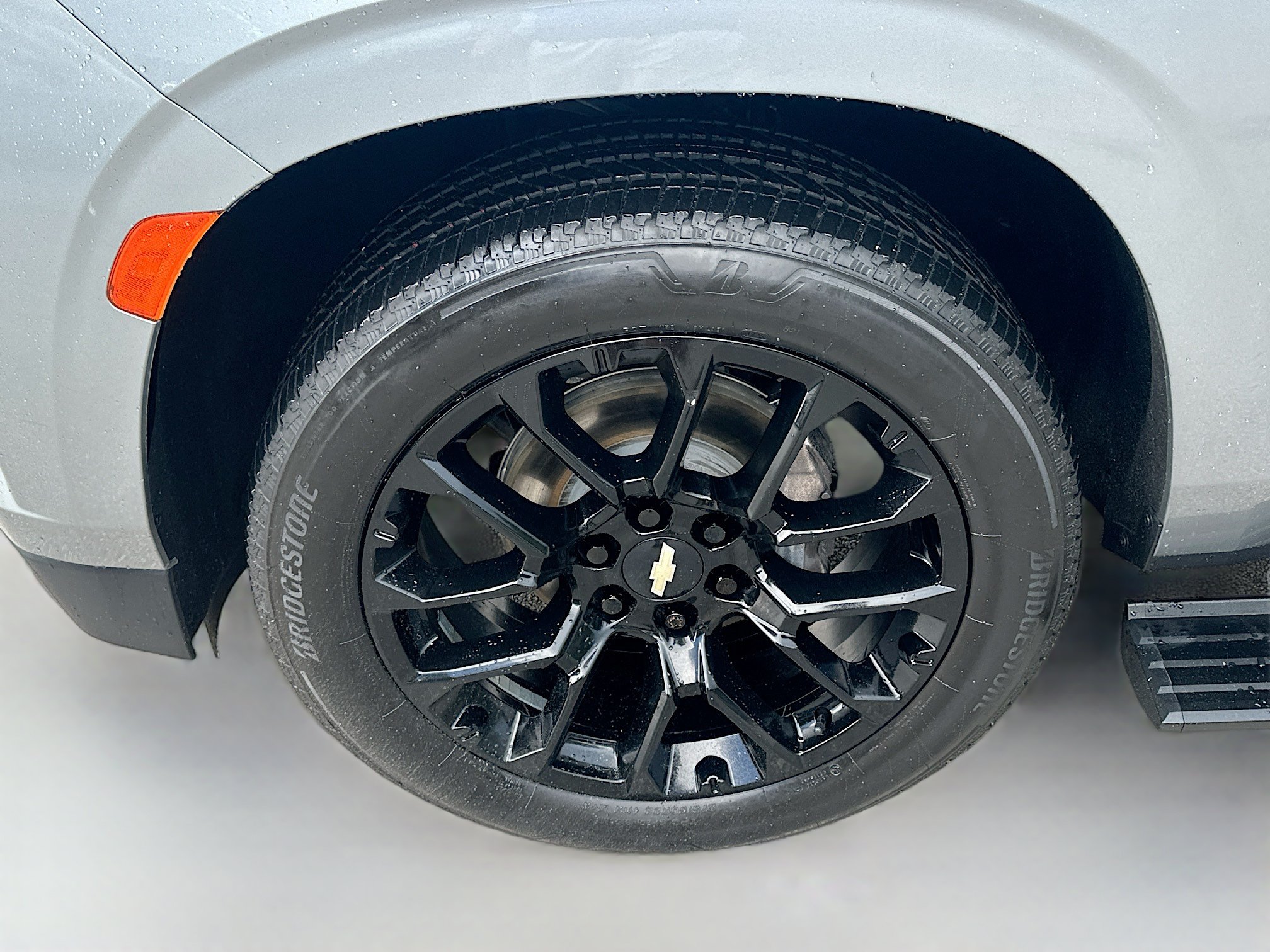 Used 2023 Chevrolet Suburban Premier RWD image 37