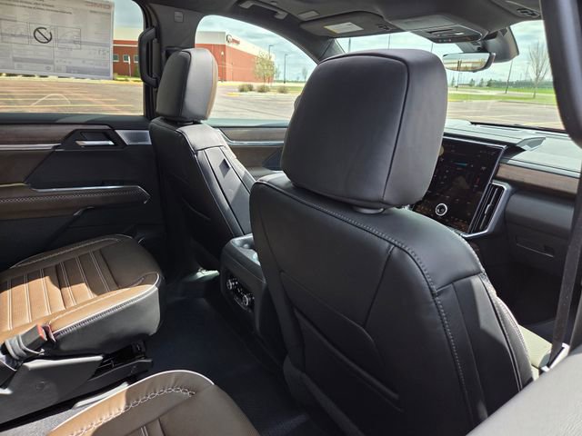 New 2026 GMC Acadia Denali Ultimate AWD/4WD image 38