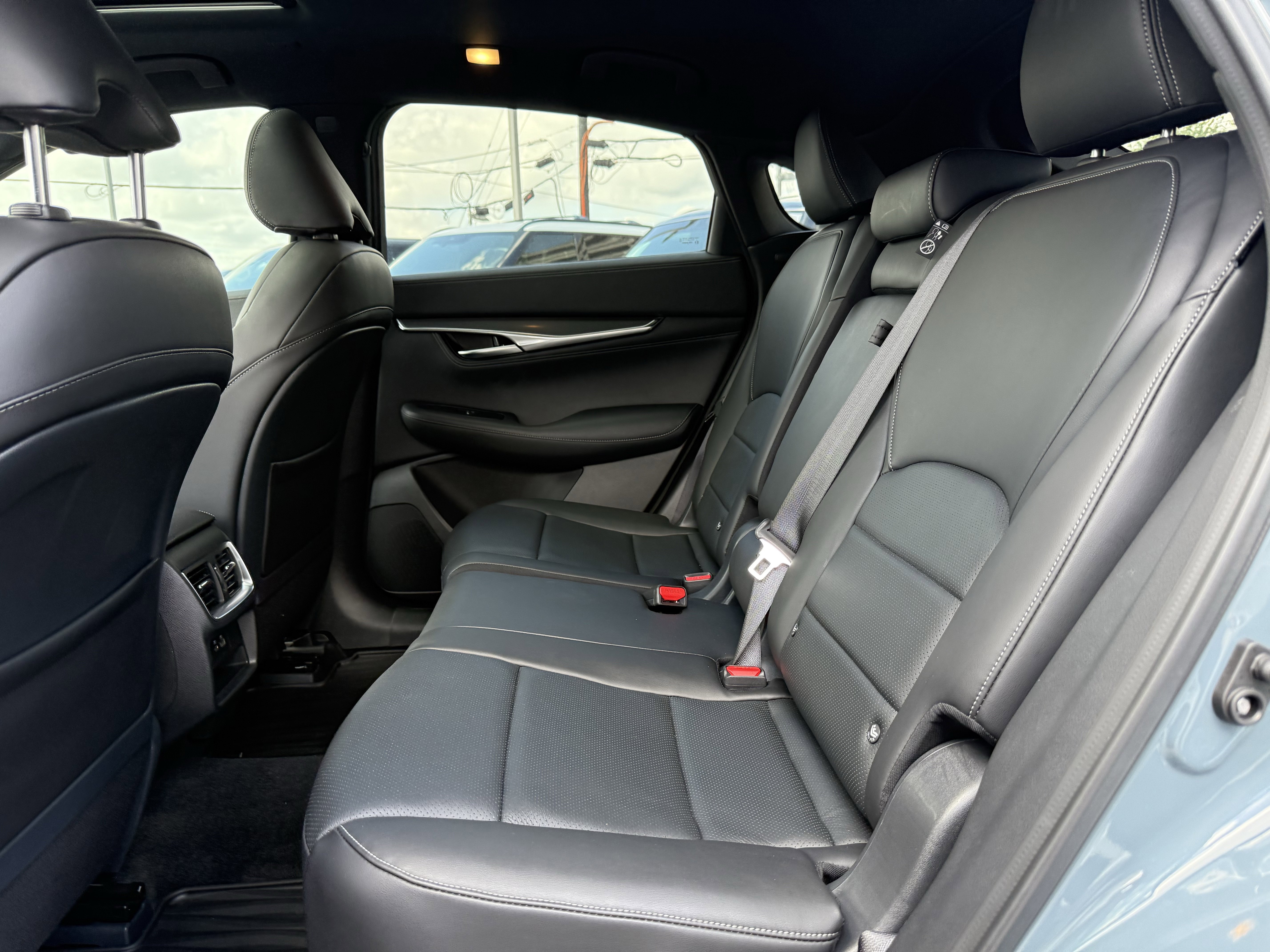 Certified 2025 INFINITI QX55 Luxe w/ Cargo Package AWD/4WD image 16