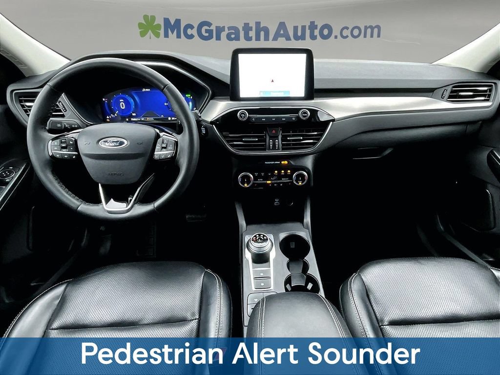 Used 2022 Ford Escape Titanium AWD/4WD image 10