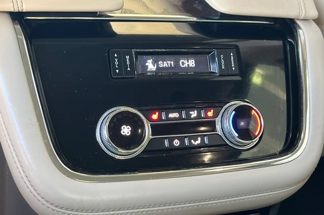 Used 2019 Lincoln Navigator Select w/ Technology Package RWD image 14