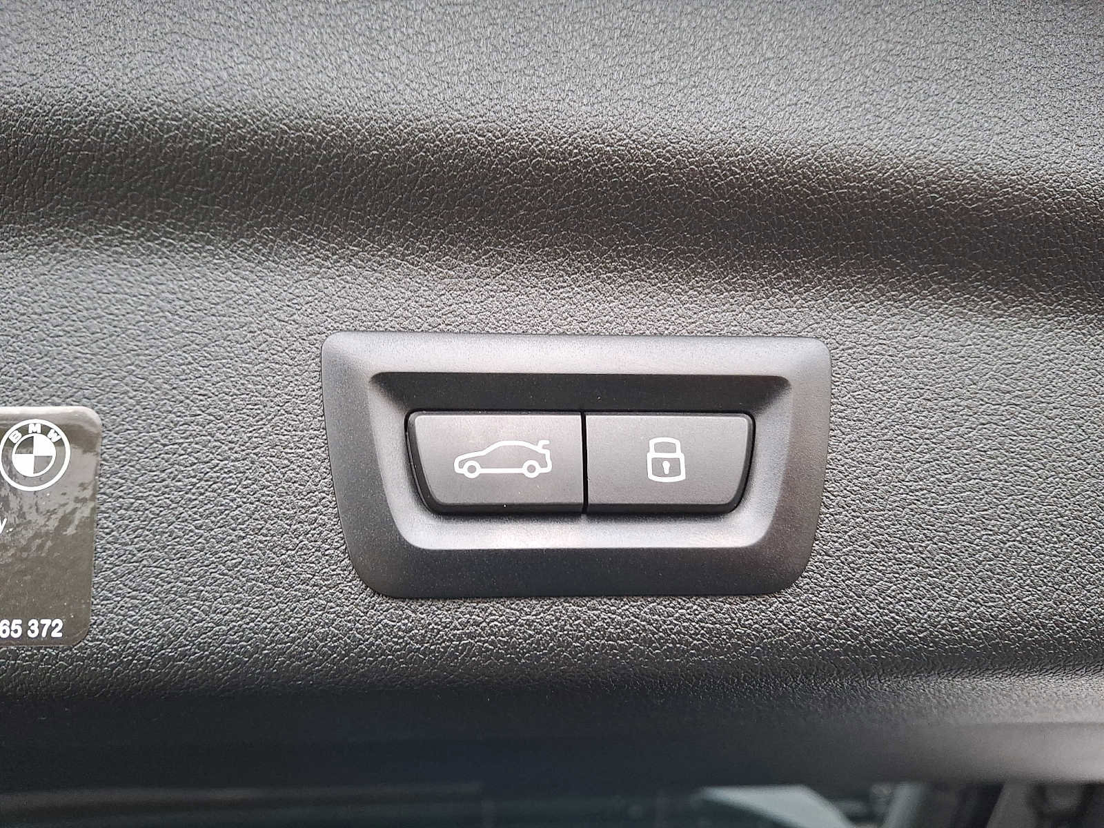 Used 2025 BMW X1 xDrive28i w/ Convenience Package image 27