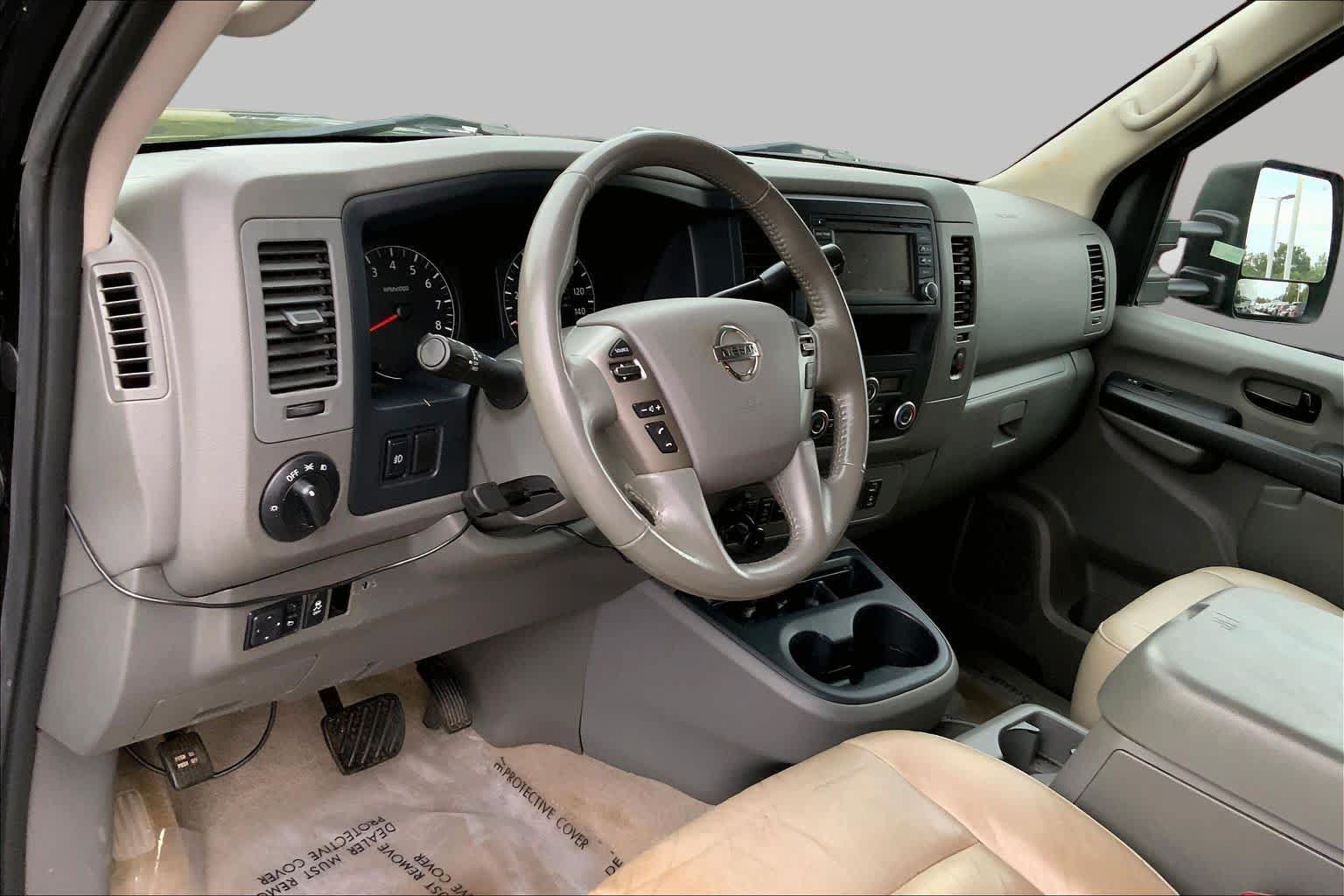 Used 2021 Nissan NV 3500 SL RWD image 15