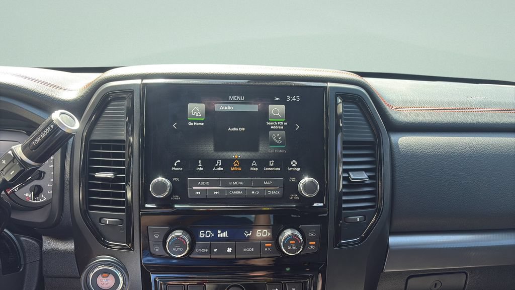 Used 2023 Nissan Titan PRO-4X w/ Pro-4x Convenience Package AWD/4WD image 14