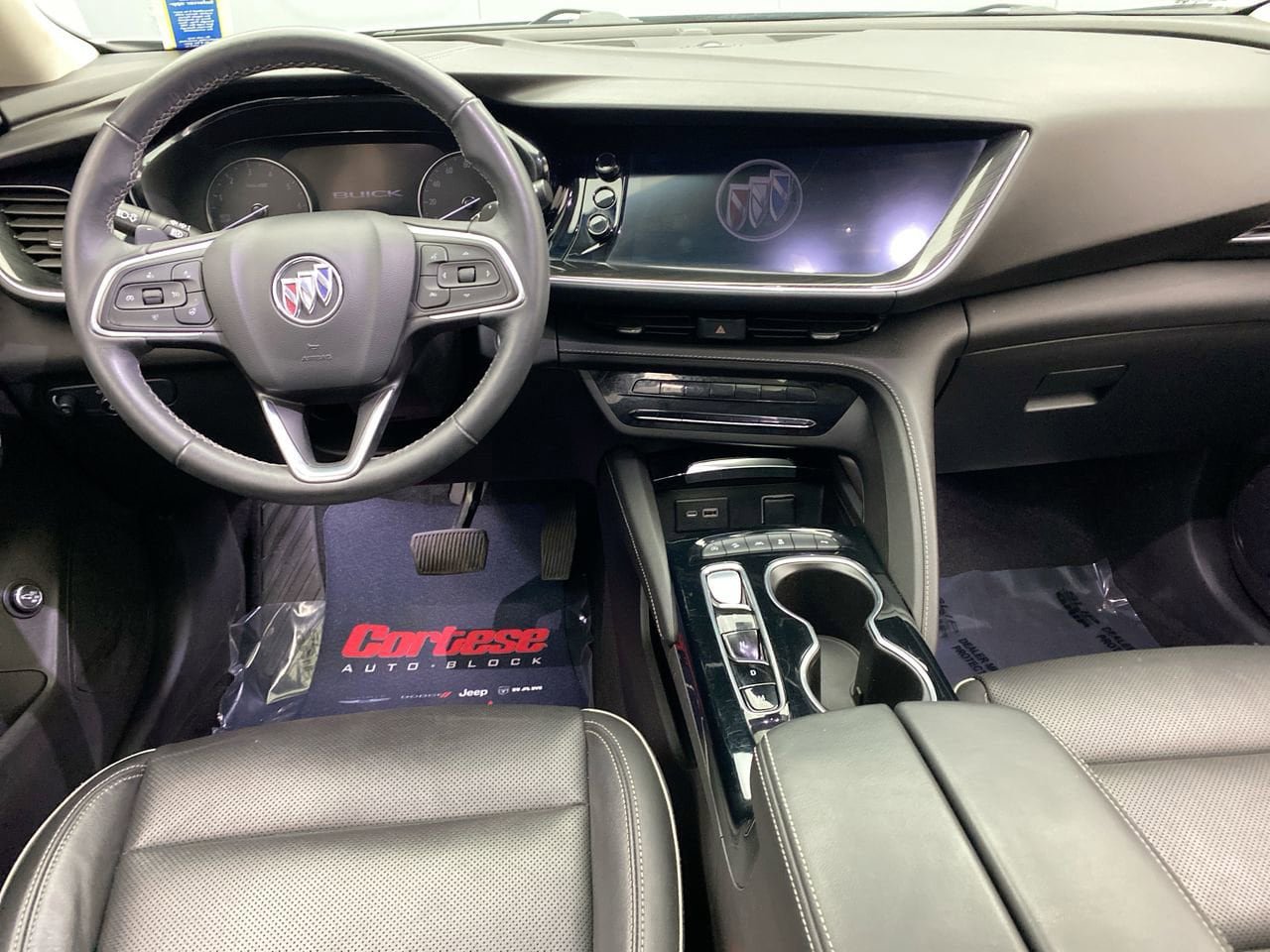 Used 2021 Buick Envision Essence w/ Sport Touring Package AWD/4WD image 15
