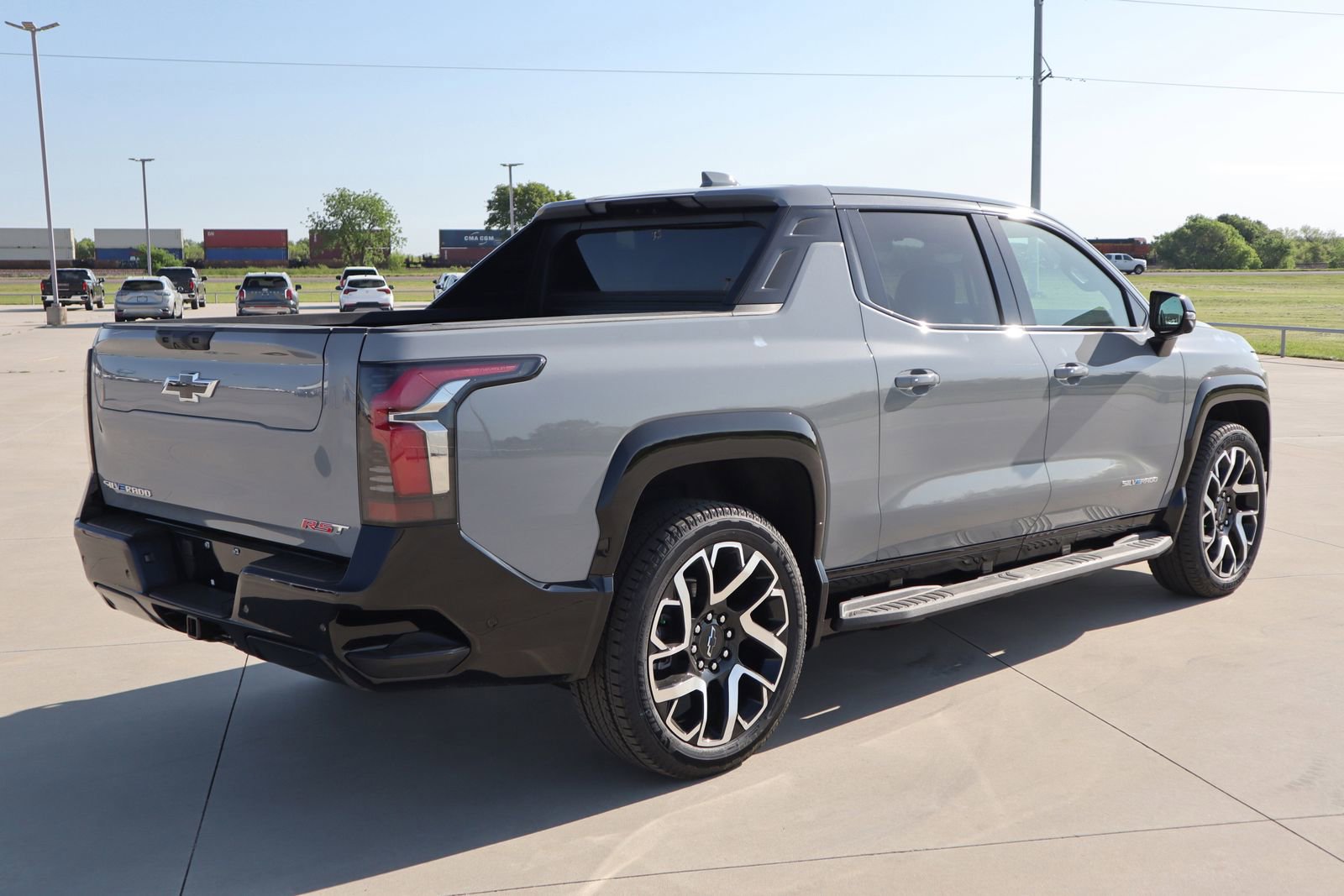 New 2025 Chevrolet Silverado EV RST image 4