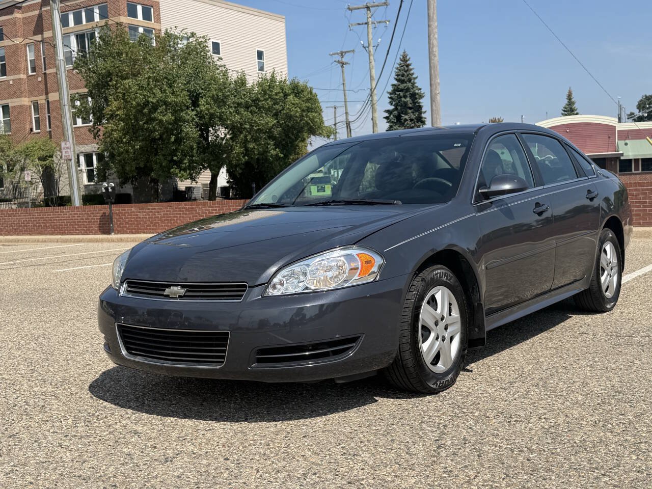 Used 2009 Chevrolet Impala LS FWD image 4