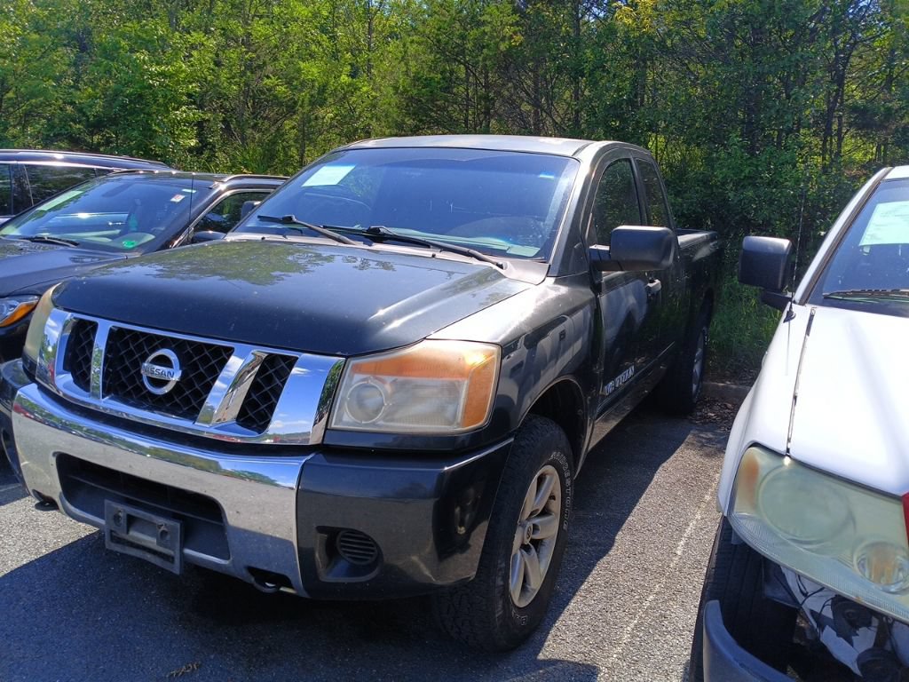 Used 2008 Nissan Titan 4x4 King Cab image 2