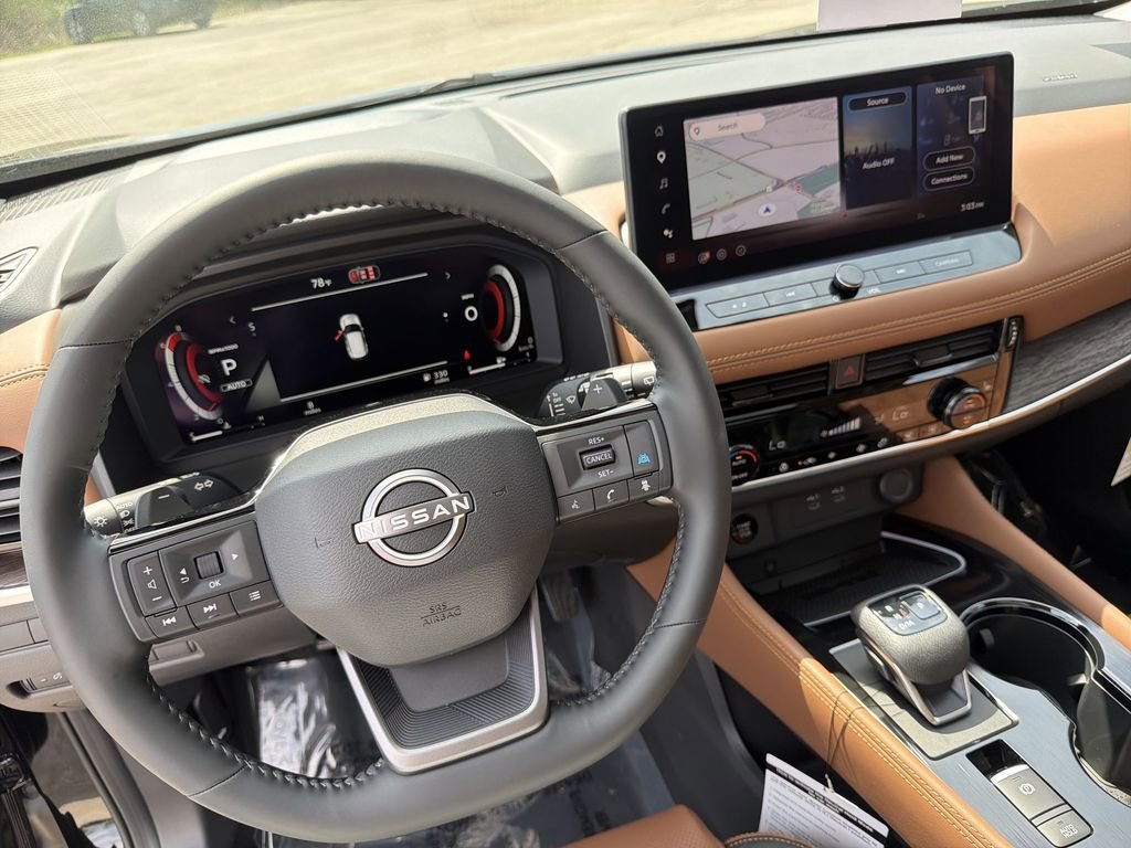 New 2026 Nissan Rogue Platinum AWD/4WD image 17