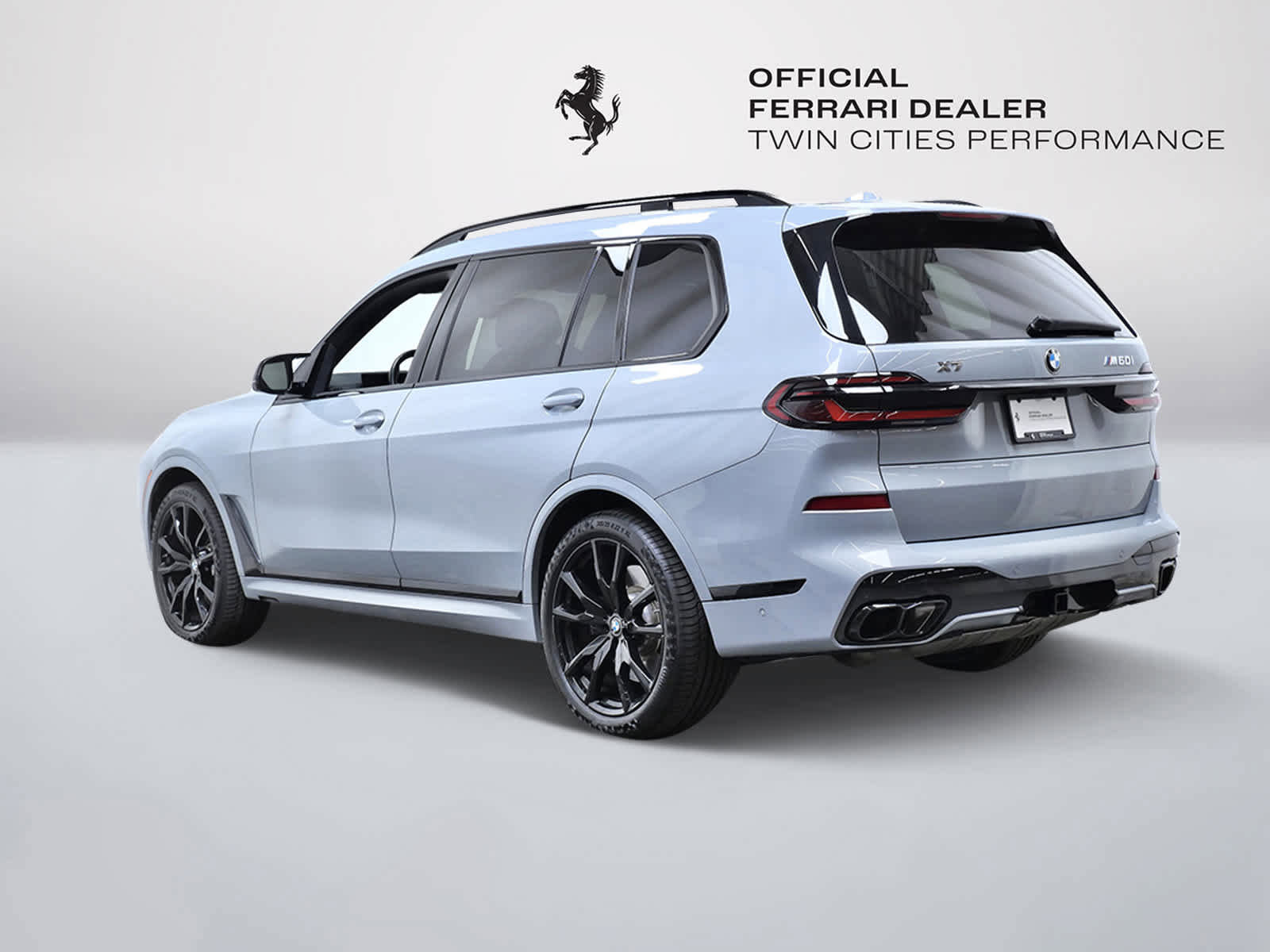 Used 2025 BMW X7 M60i image 3