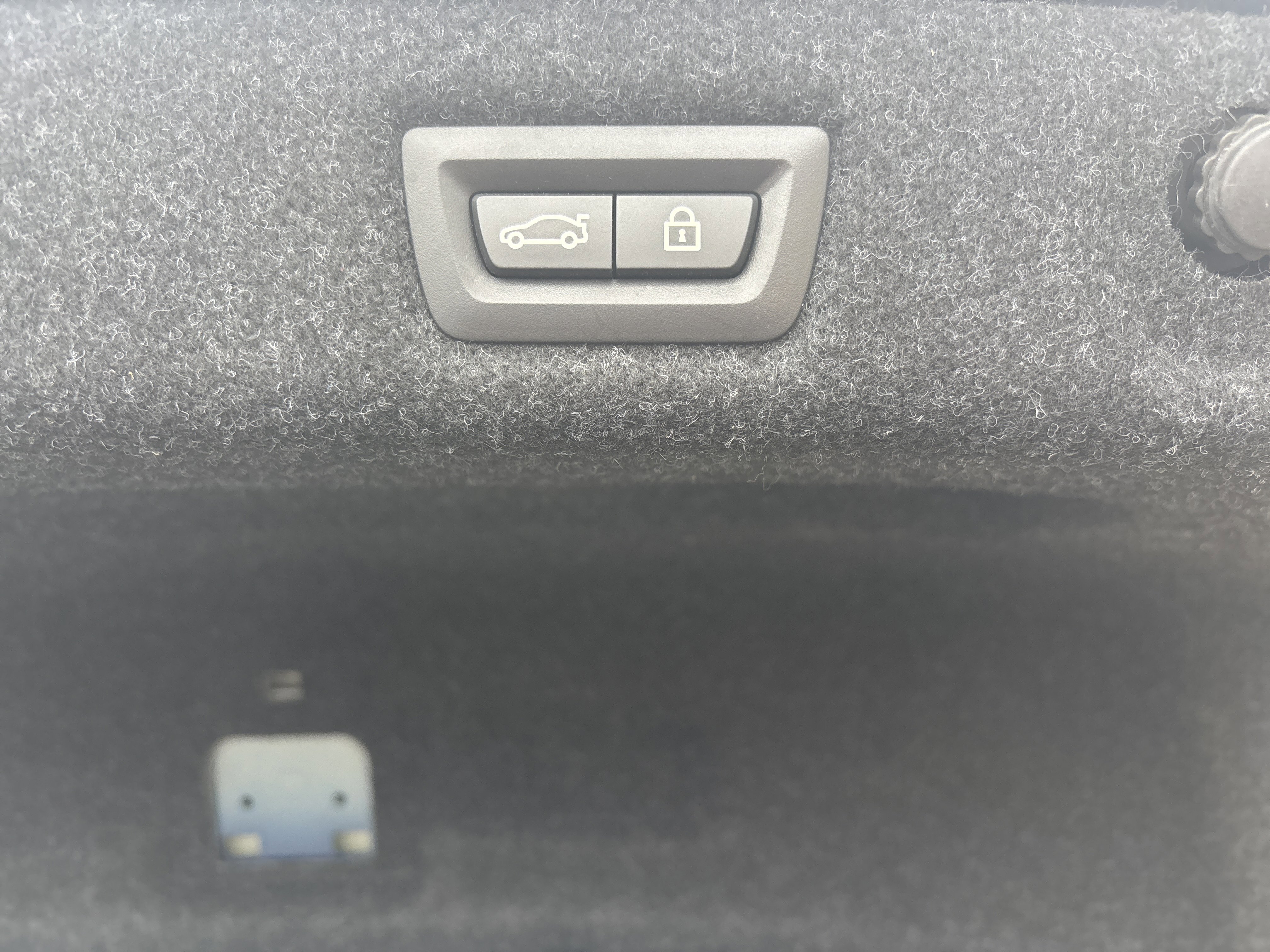 Used 2021 BMW 540i xDrive w/ Premium Package image 11