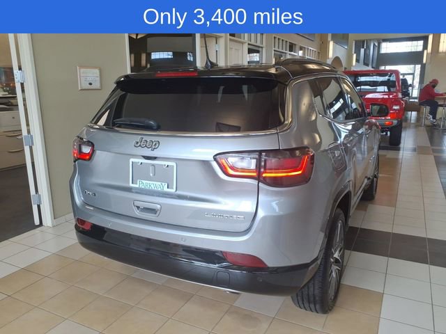 Used 2023 Jeep Compass Limited w/ Elite Group AWD/4WD image 4