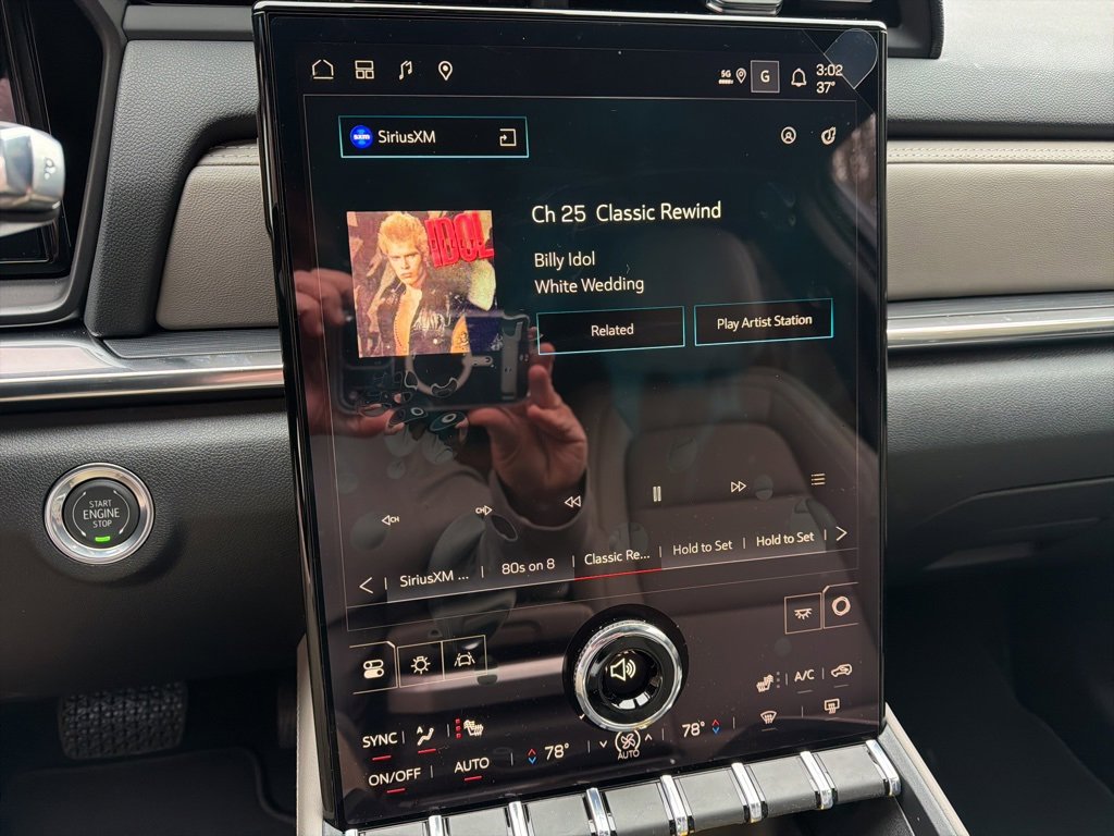 New 2026 GMC Terrain Elevation w/ Elevation Premium Package image 16