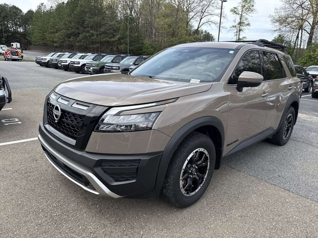 Used 2024 Nissan Pathfinder Rock Creek image 3
