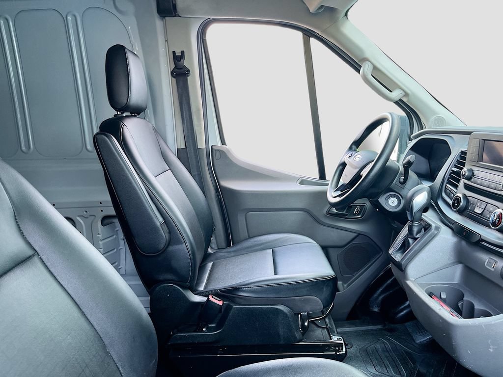 Used 2024 Ford Transit 250 148 Medium Roof Extended AWD image 27