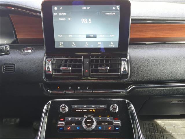 Used 2019 Lincoln Navigator Select w/ Technology Package image 15
