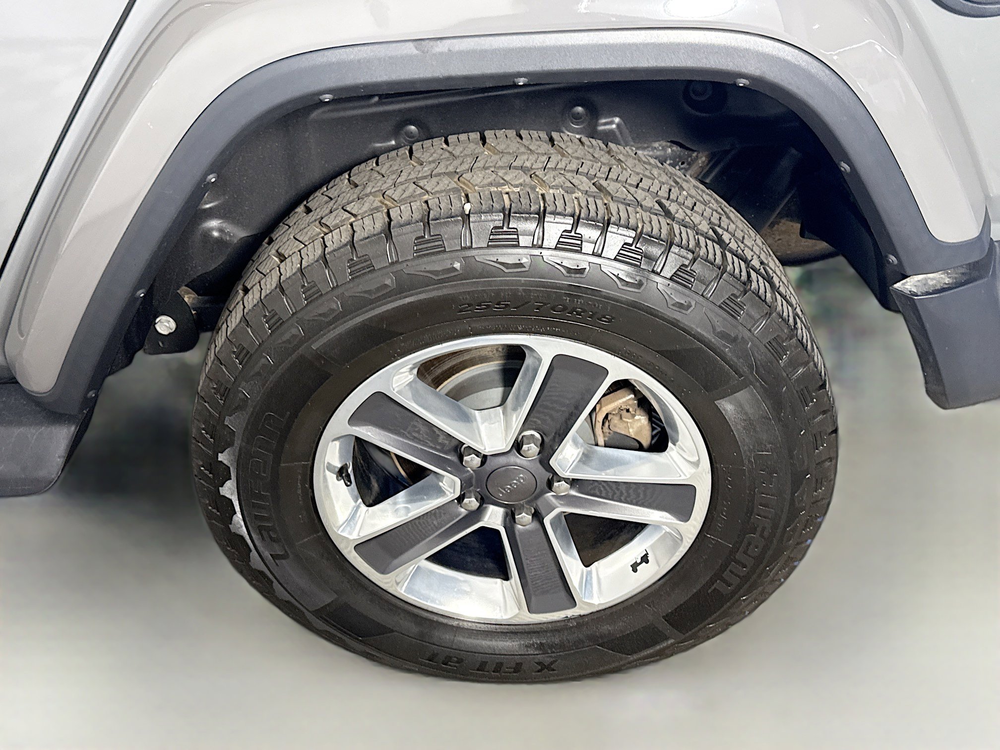 Used 2018 Jeep Wrangler Unlimited Sahara image 37