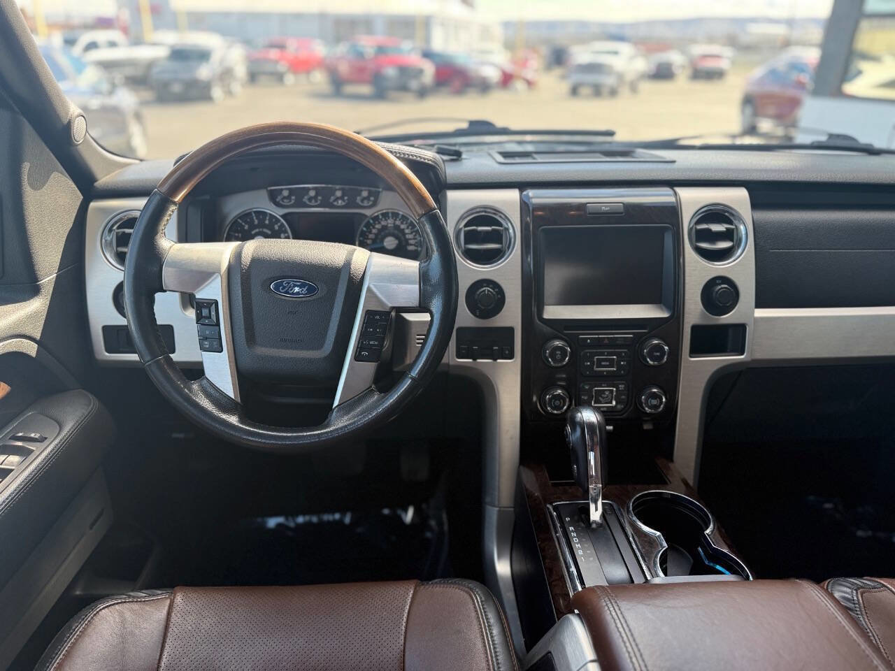 Used 2014 Ford F150 Platinum w/ Max Trailer Tow Package image 11
