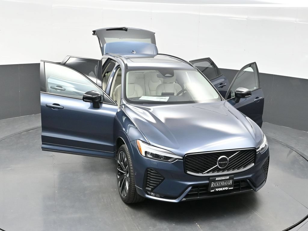 New 2026 Volvo XC60 B5 Ultra w/ Climate Package AWD/4WD image 40