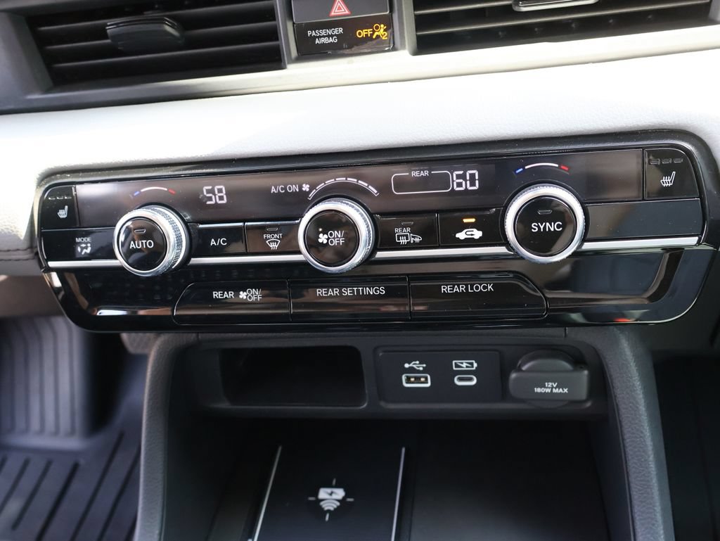 Used 2025 Honda Pilot EX-L image 32