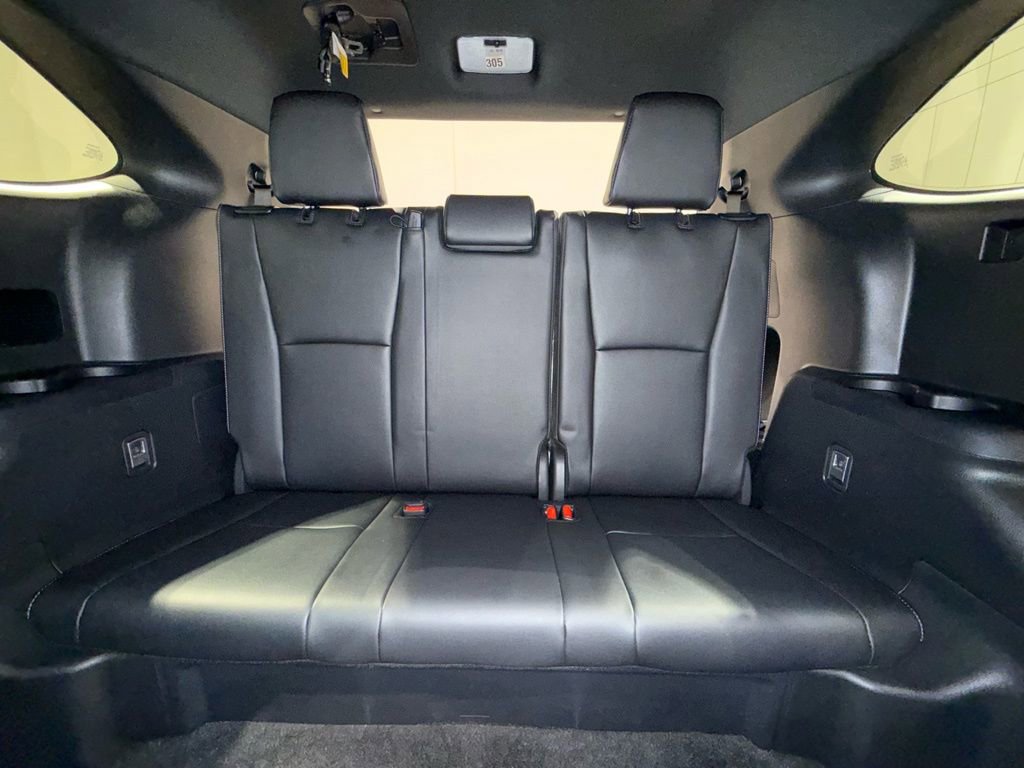 Certified 2025 Toyota Highlander XSE image 13