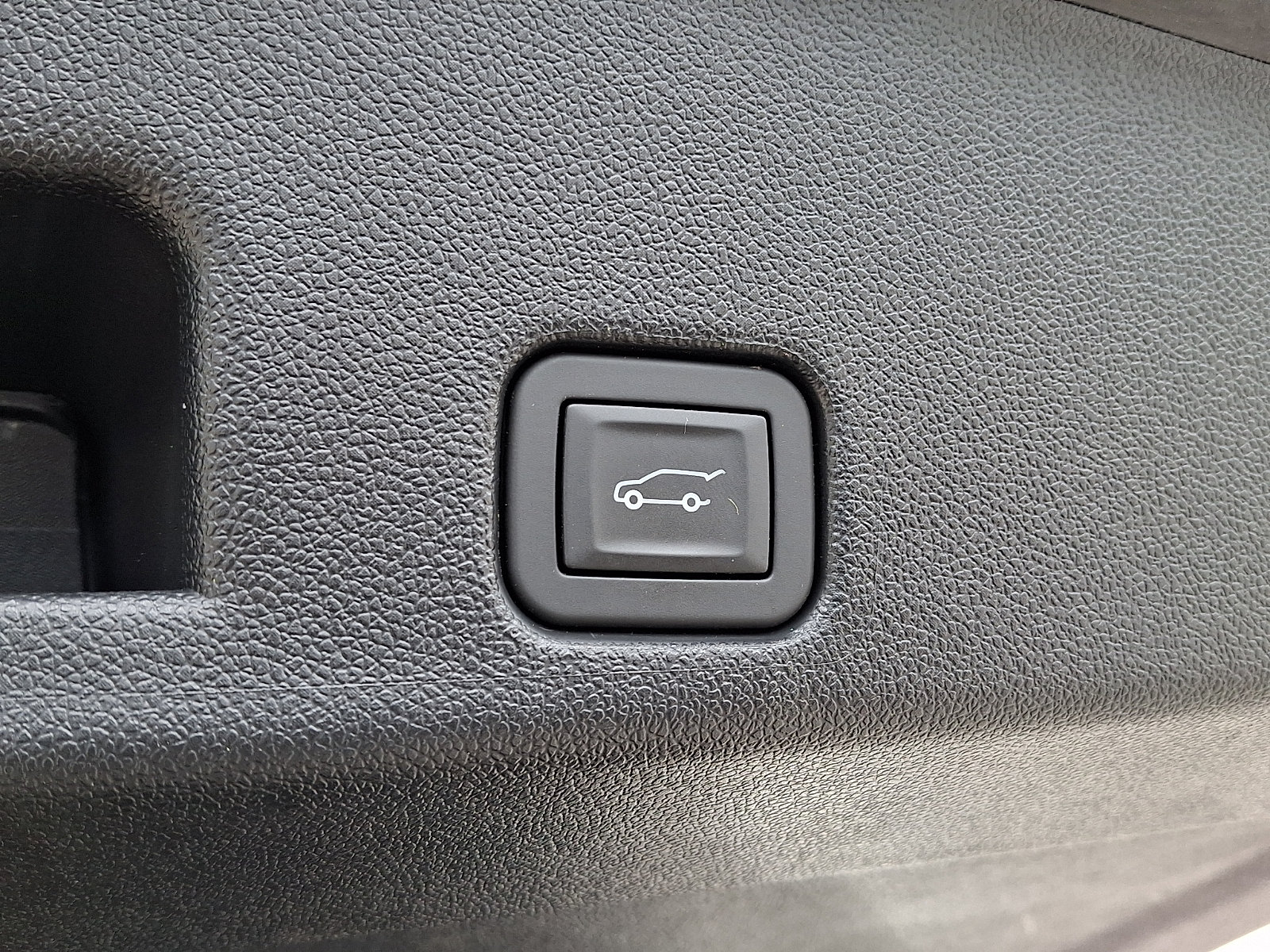 Used 2025 GMC Acadia Elevation AWD/4WD image 33