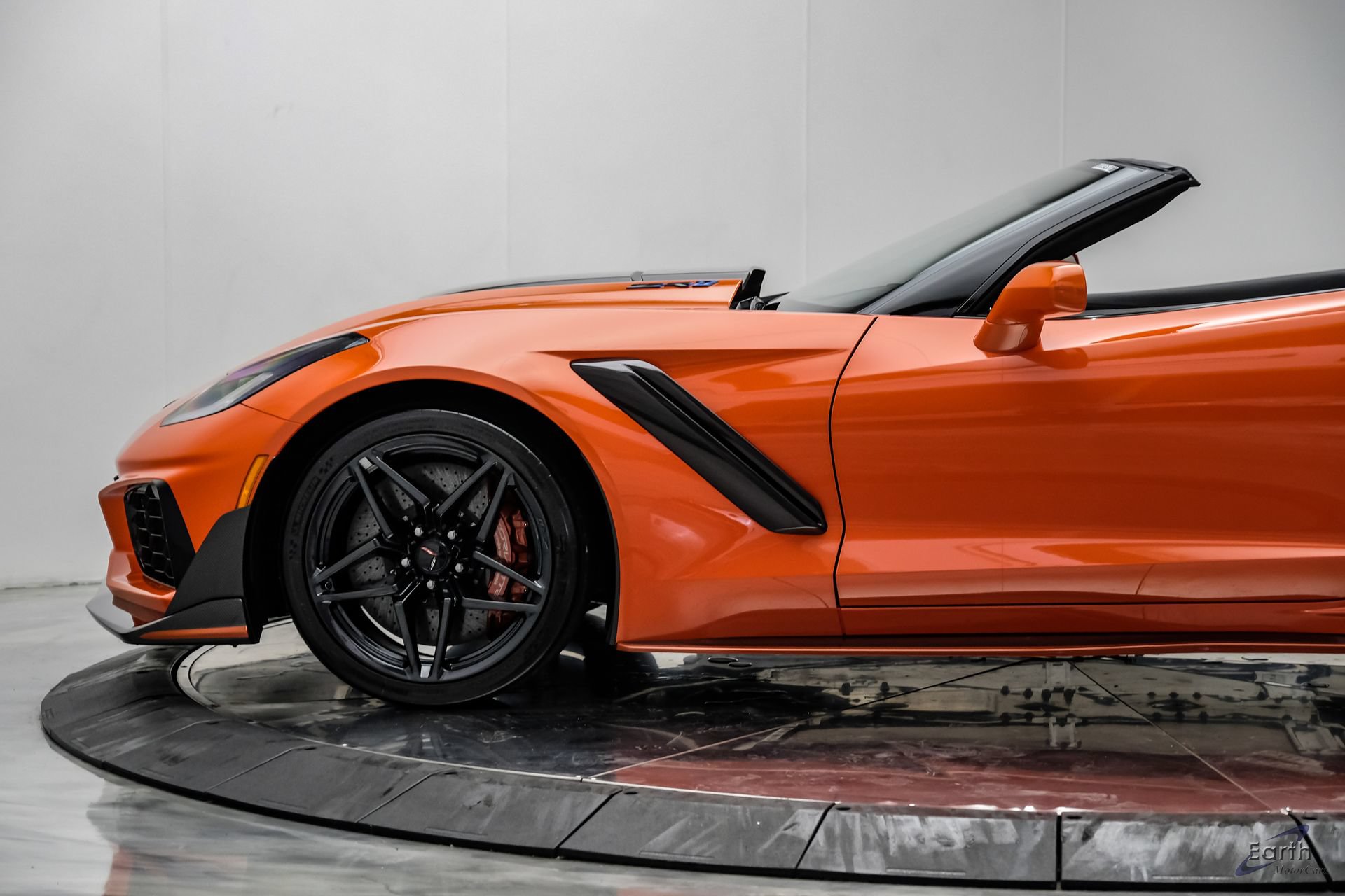 Used 2019 Chevrolet Corvette ZR1 RWD image 9