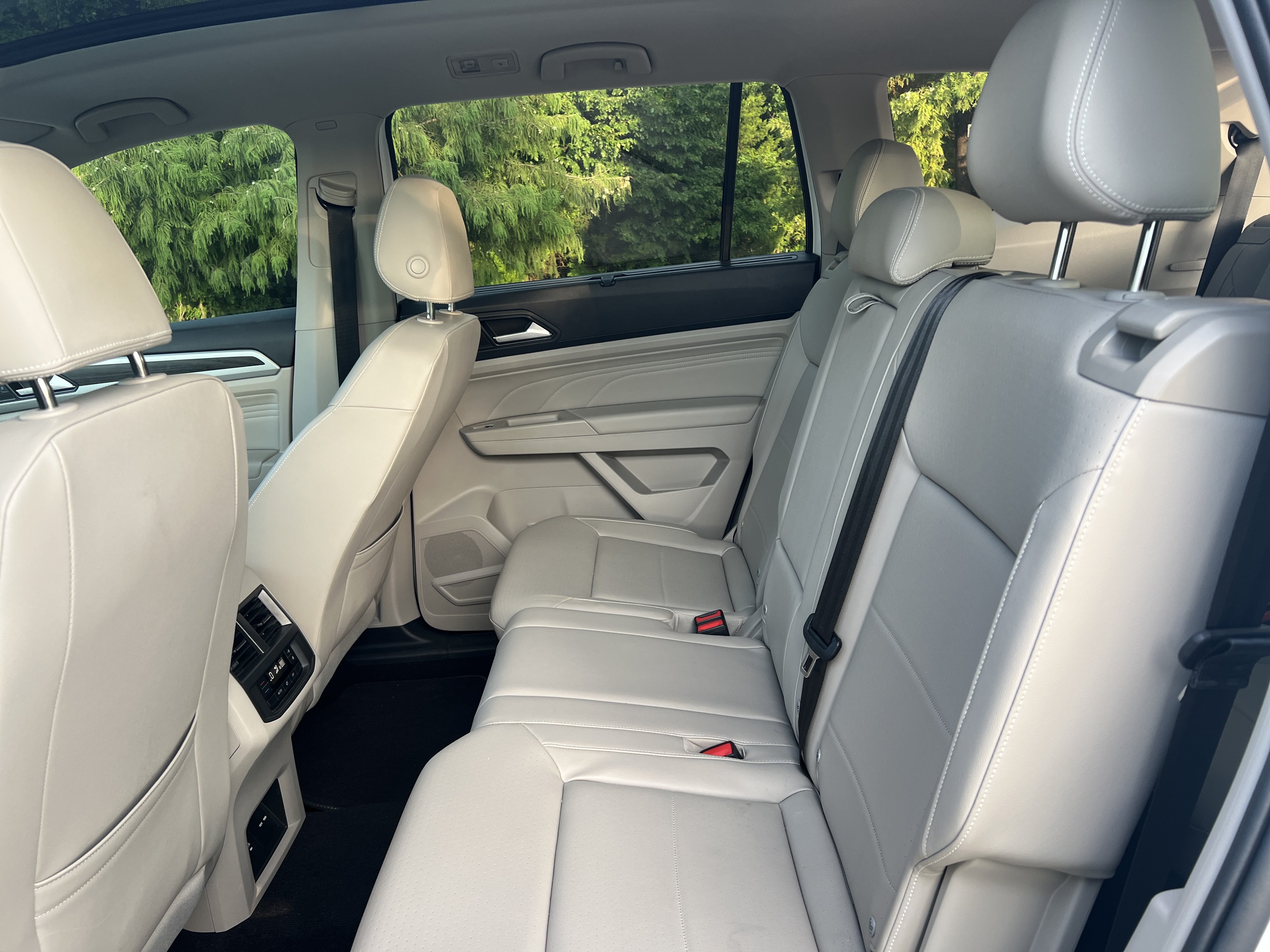 Certified 2023 Volkswagen Atlas SE w/ Panoramic Sunroof Package FWD image 26