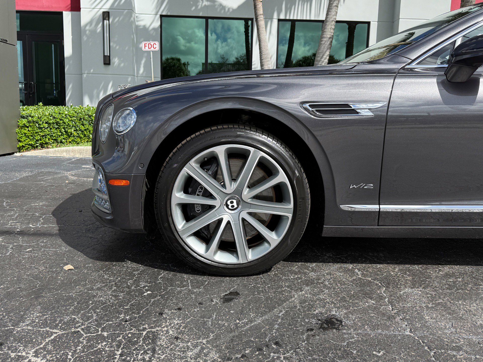 Used 2021 Bentley Flying Spur W12 AWD/4WD image 12