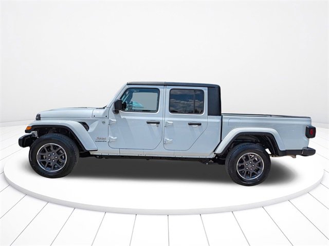 Used 2023 Jeep Gladiator Overland image 7