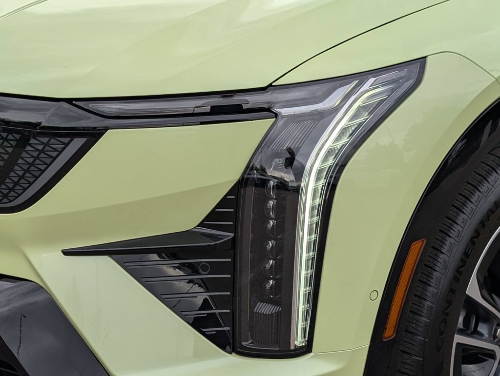 New 2027 Cadillac Optiq Sport AWD/4WD image 7
