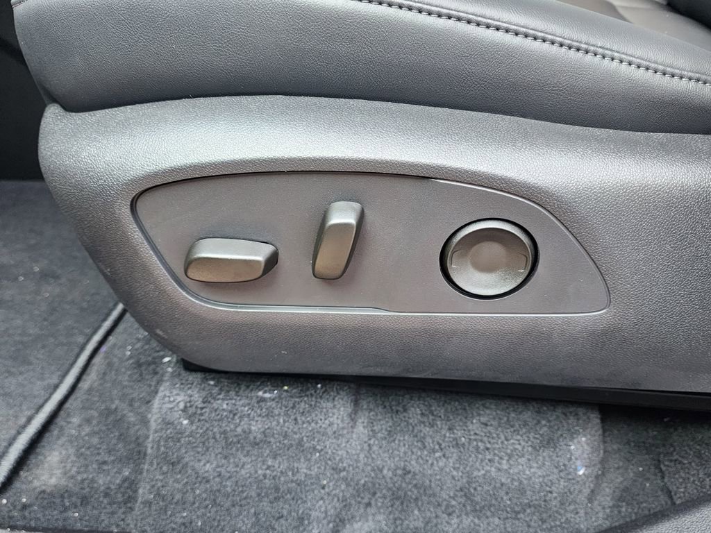 New 2026 GMC Acadia Elevation w/ Black Edition image 17