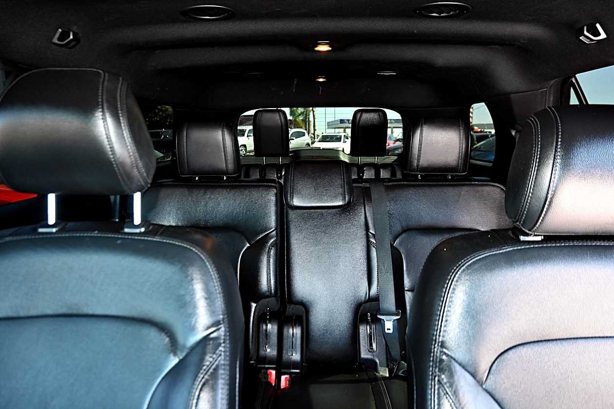 Used 2017 Ford Explorer XLT FWD image 29
