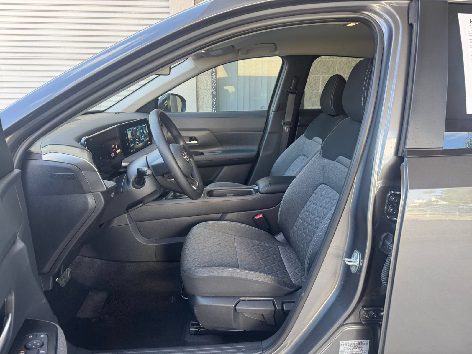 Used 2026 Nissan Kicks SV w/ Cold Weather Package FWD image 25