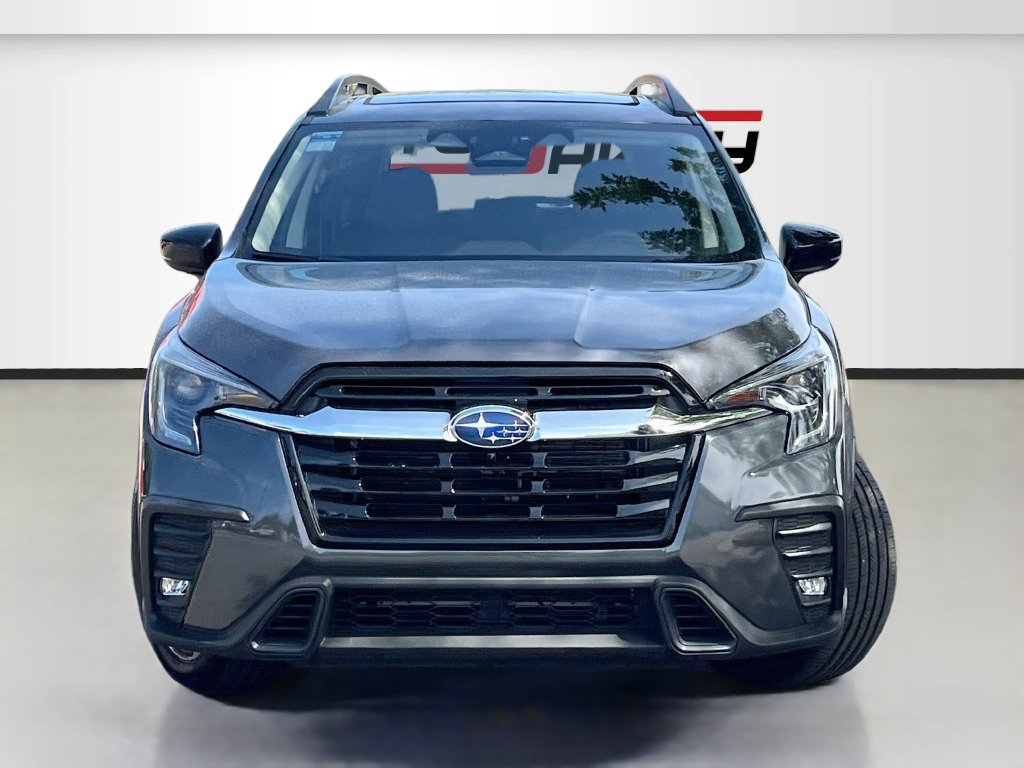 Used 2024 Subaru Ascent Limited w/ Technology Package AWD/4WD image 2