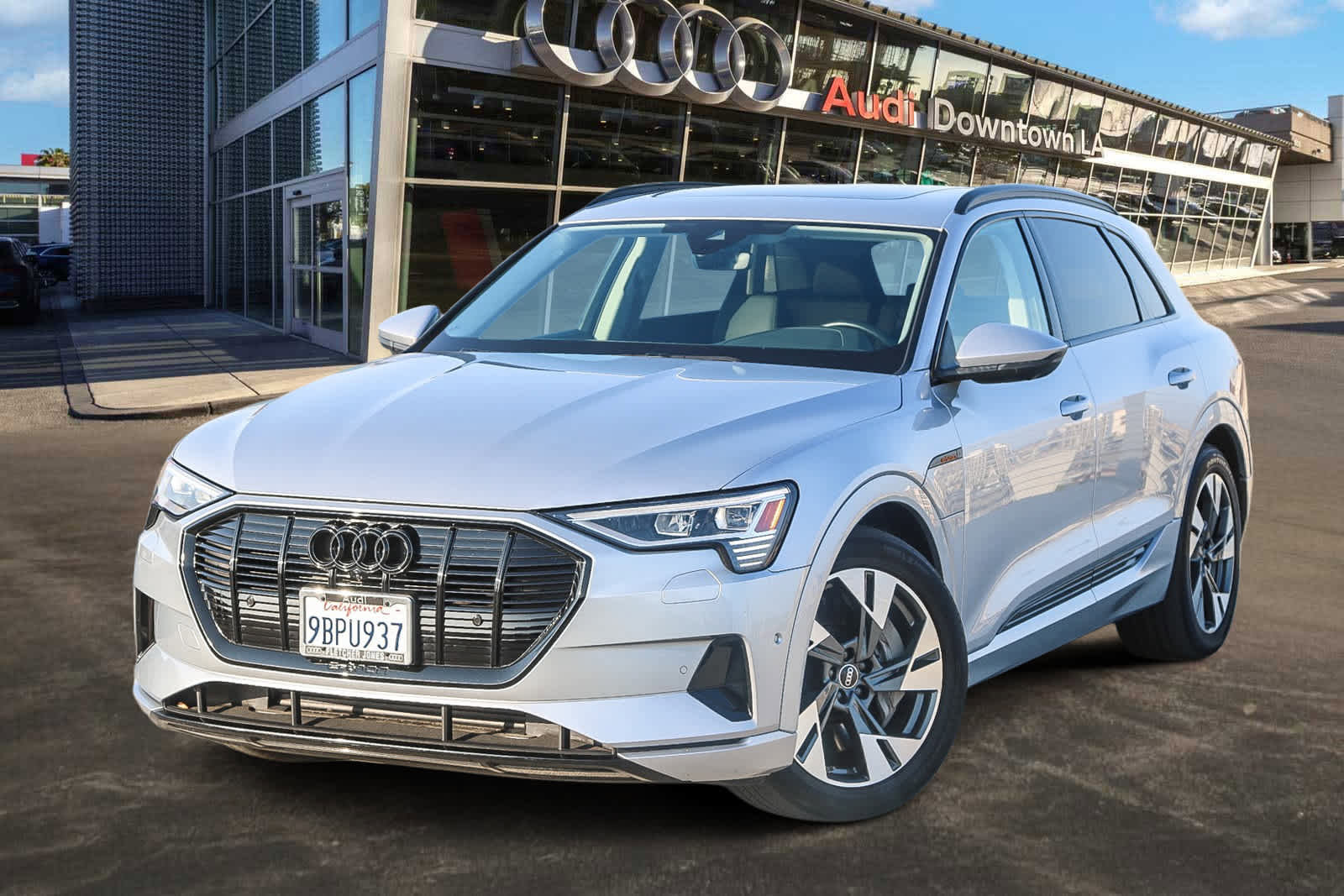 Used 2022 Audi e-tron Premium w/ Convenience Plus Package